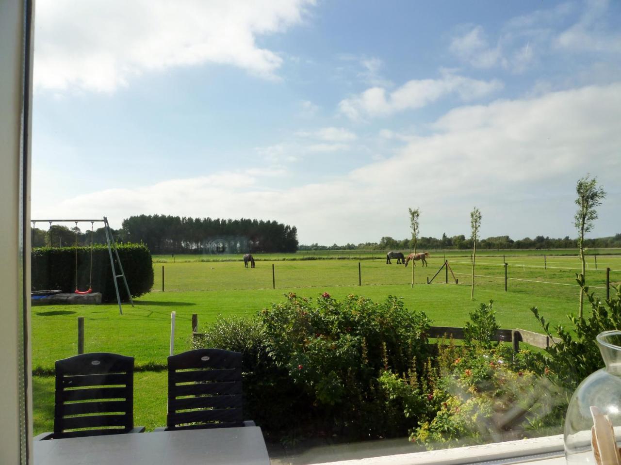 Landelijk Gelegen Vakantiebungalow Ok19 Oostkapelle Exterior foto